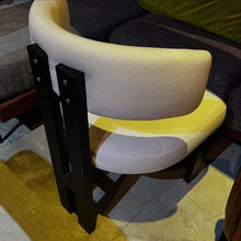 Load image into Gallery viewer, 24109 Chair
