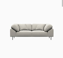Load image into Gallery viewer, Mur Couch
