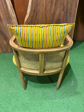 Load image into Gallery viewer, 25106 Accent Chair
