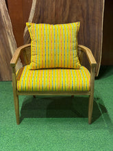 Load image into Gallery viewer, 25106 Accent Chair
