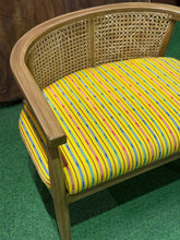Load image into Gallery viewer, 25106 Accent Chair
