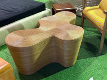 Load image into Gallery viewer, 24195 Center Table
