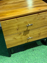 Load image into Gallery viewer, 25136 Side Table
