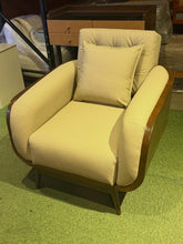 Load image into Gallery viewer, 2654 Accent Chair
