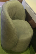 Load image into Gallery viewer, 25123 Vanity Chair
