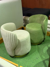 Load image into Gallery viewer, 25116 Accent Chair
