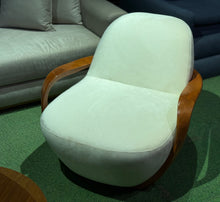 Load image into Gallery viewer, 2594 Accent Chair
