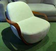 Load image into Gallery viewer, 2594 Accent Chair
