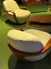 Load image into Gallery viewer, 2594 Accent Chair
