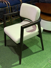 Load image into Gallery viewer, 25163 Chair
