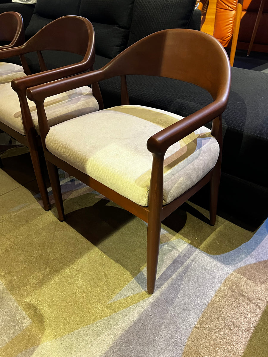 23303 Chair B – Dedipo Furniture Depot