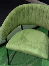 Load image into Gallery viewer, 25162J Chair
