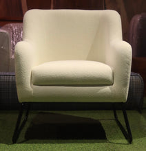 Load image into Gallery viewer, 25162F Accent Chair
