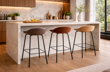 Load image into Gallery viewer, Q31 Bar Chair
