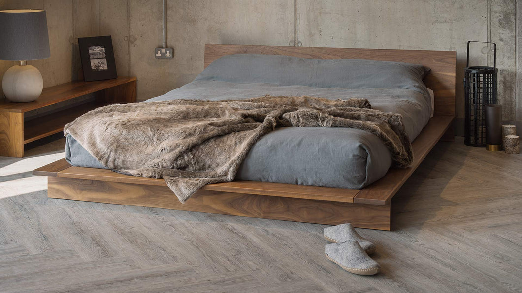 Nippy Wooden Bed